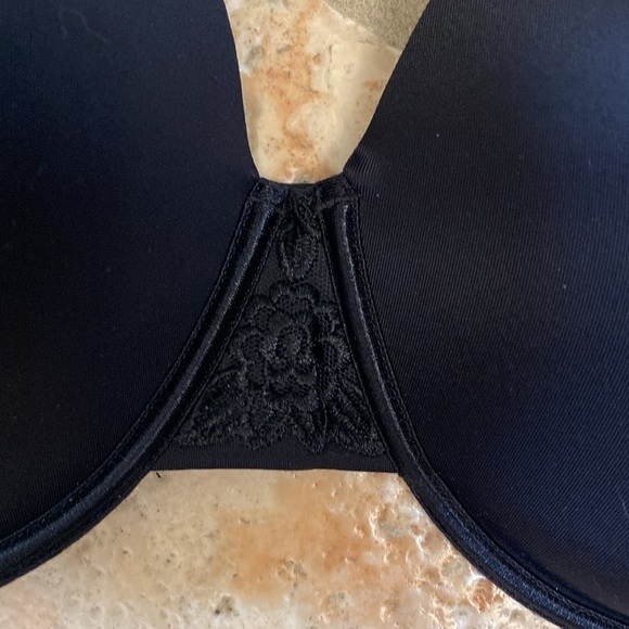 Vanity Fair Beautiful Benefits lightly Padded underwire full coverage Bra 40DD - Picture 3 of 6